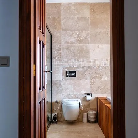 Alis Stunning Sea View With Infinity Pool Villa *