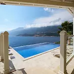 ヴィラ Alis Stunning Sea View With Infinity Pool カシュ