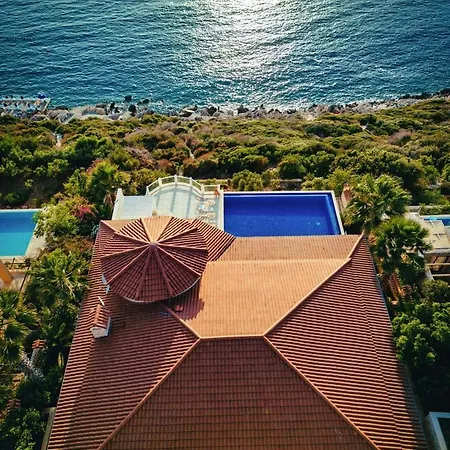 Alis Stunning Sea View With Infinity Pool